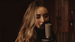 Sabrina Carpenter Covers Harry Styles&#39; &quot;Sign Of The Times&quot; With Jasmine Thompson