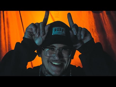 Antifuchs x Crystal F x Tamas - Eyyy F*tze!! (Prod. by: TACKA77) | Panzerfreunde