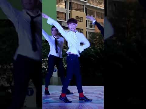 OMG (Kayden 직캠) - Setiawalk KDCC 2017 (Nine Muses - Remember + Love City)