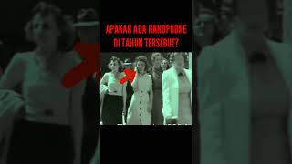 Download lagu Bukti adanya time traveler/ penjelajah waktu #part1 #shorts mp3