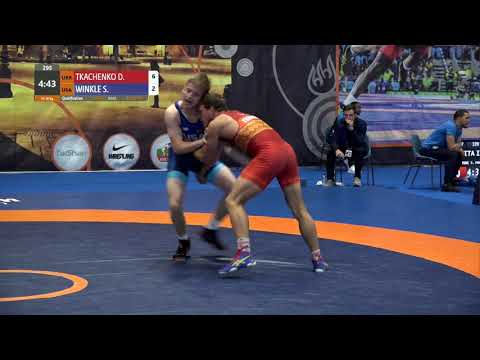 Qual. FS - 79 kg: D. TKACHENKO (UKR) v. S. WINKLE (USA)