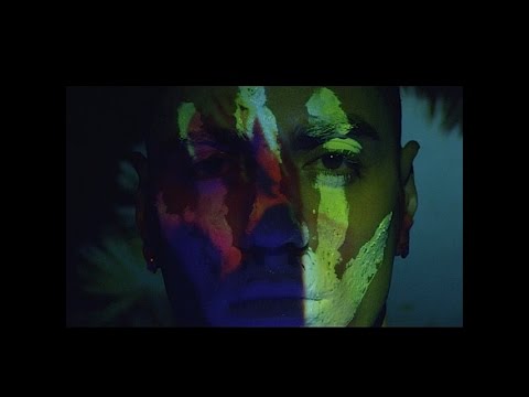 Video thumbnail for Bruce Willis