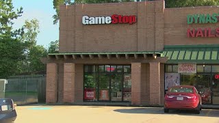 More than 470 GameStop stores closing in U.S. this month, including several in Northeast Ohio