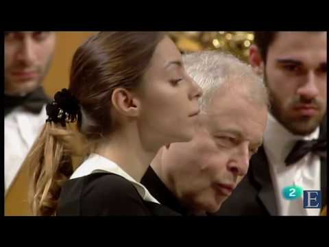 Anastasia Vorotnaya, András Schiff - F. Schubert - Marche Militaire