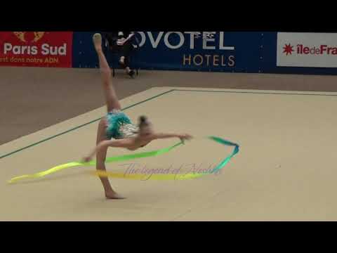 Julia EVCHIK (BLR) ribbon - 2019 Corbeil senior AA