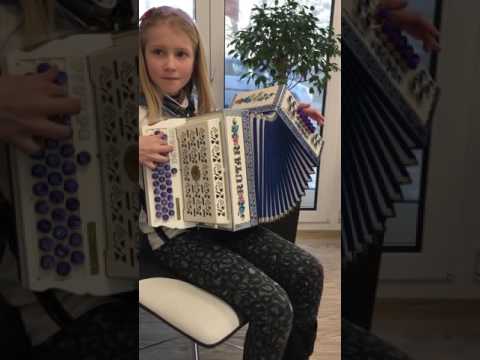 GLASBENI CENTER ROŠER - učenka Danaja Grebenc (Spomin)