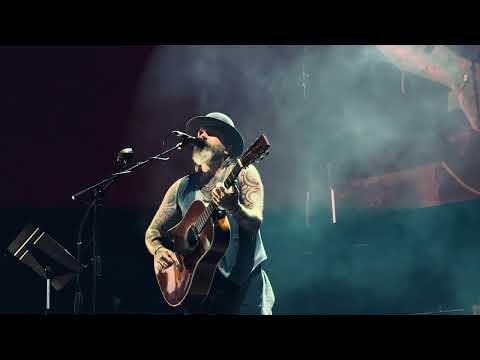 Videoclip de ...Off By Heart — City and Colour