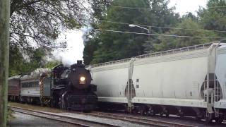 preview picture of video 'Tennessee Valley Railroad, Autumn train run-by in Chickamauga,GA'