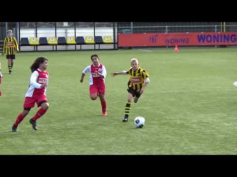 DOSKampen jo12-1 - HZVV j012-1 (oefenwedstrijd)