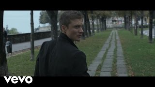 Kadr z teledysku Przeminie tekst piosenki Marcin Spenner