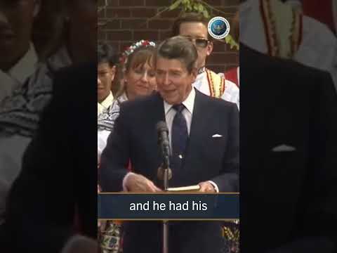 Funniest Ronald Reagan Jokes | Falling for the General Secretary #ronaldreagan #jokes #funny