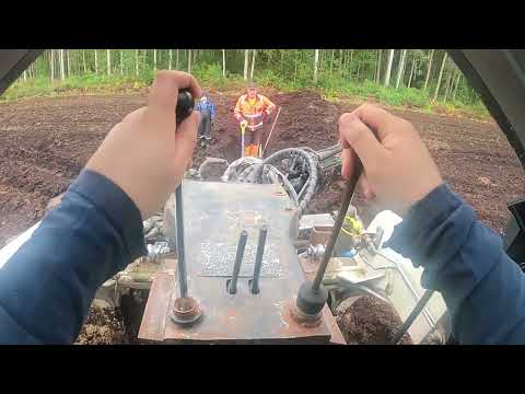 Hei me kaivetaan! - Ojankaivuuta Bobcatilla ja Maralla - Bobcat with backhoe