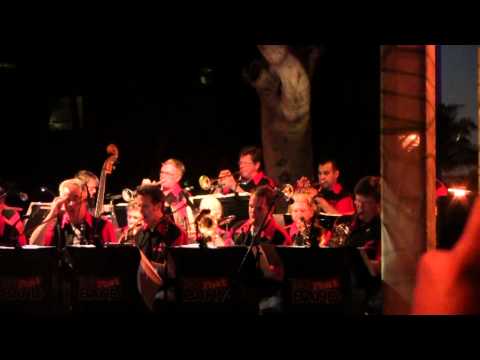 Big Phat Band Sing Sang Sung