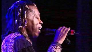 Milton Nascimento  -   Léo