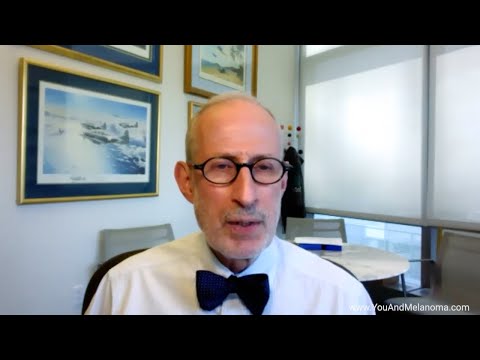 What are the risk factors for melanoma?