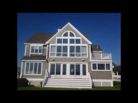 beautiful beach house ,front ocean .(scituate-ma)