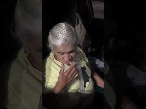 Maria representante de miraima na feira dos animais de Itapipoca Ceará e show papai