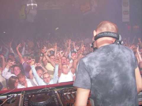 Barry Connell - Frizzbomb