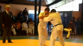 preview picture of video 'Judo vicuña 2012, Joel (inba) vs luis (primera pelea)'