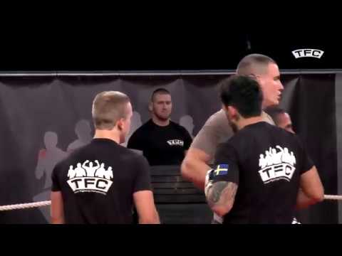 Polonia VS Svezia: Lotta a squadre TFC - monster experience