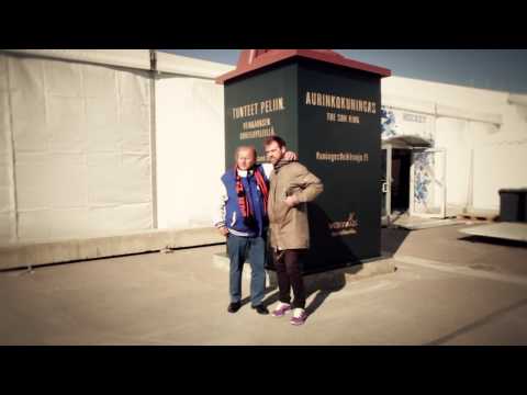 Kisaturisti pääsi yhteiskuvaan Tamin kanssa