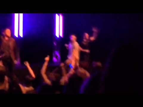 911 raisin the roof in Glenrothes