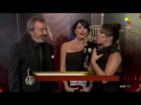 Pamela David y Daniel Vila en la alfombra roja de los MF de radio 2019