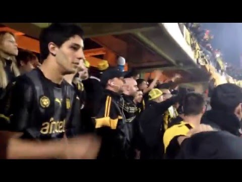 "Recibimiento| Peñarol VS Danubio clausura 2016." Barra: Barra Amsterdam &bull; Club: Peñarol