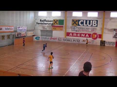 Post SV (gelb) gegen DerClub/Kirchschlag - 7.1.2018