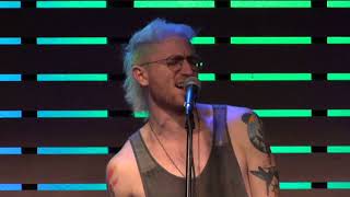 Walk The Moon - Kamikaze [Live In The Sound Lounge]