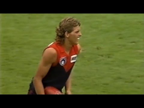 Andrew Obst stars in his 2nd game for Melbourne - 1990, Rd 3 - Melbourne v Essendon