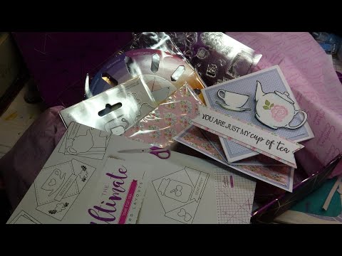 Crafter's Companion Ultimate Cardmaking Compendium...