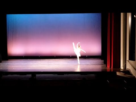 Fleur de Lis (La Esmeralda) - Maria Antônia Schmitt - May 2024