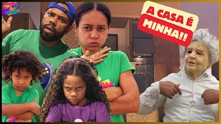 O VELHO DO SACO INVADIU NOSSA CASA NOVA!!! 