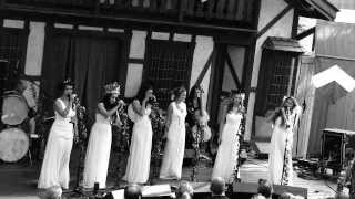 The Mediæval Bæbes: "Cathedral of Song"/"Miri It Is", Maryland Renaissance Festival, (Set 3, Part 5)