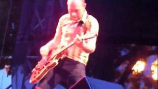 Del Dae rocks to The Corin Tucker Band