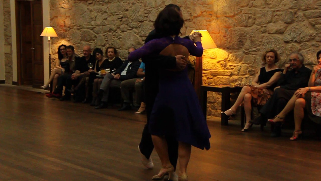 Video thumbnail for DIEGO CORNELLA JAIMEZ E LAURA DIEZ NO IV COMPOSTELA TANGO FESTIVAL-2/4