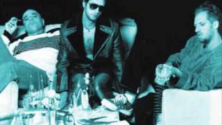 Soda stereo y virus - amor descartable