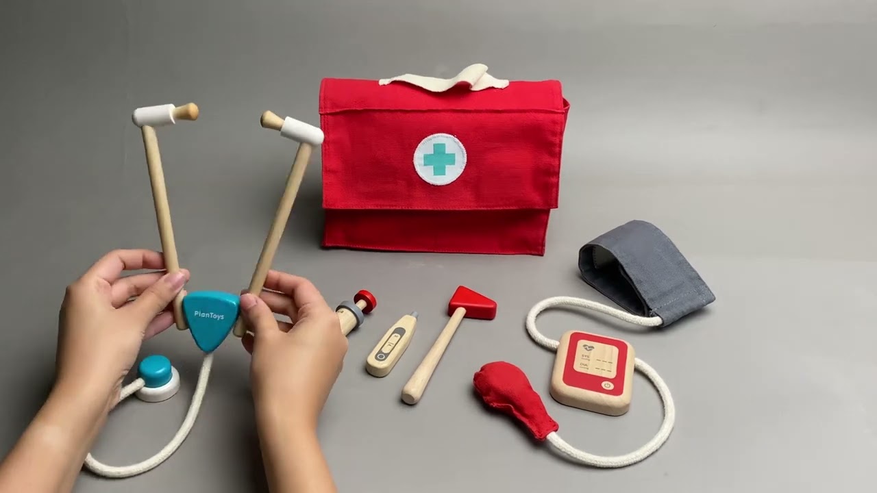 Plantoys Doktor Spielset Kautschukholz