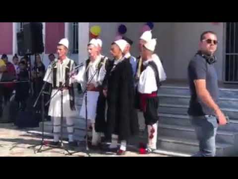 Beje dru ne percellime Erges Limaj me Ansamblin “ Te rinjte e Çipinit” - Vetem Labe