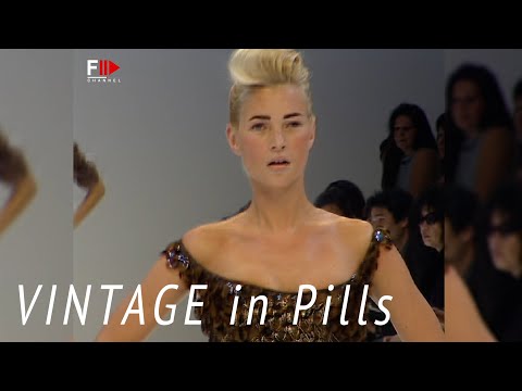 Vintage in Pills GIVENCHY Spring 2001 Paris - Fashion Channel