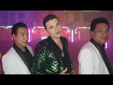 MIX ANGELES AZULES 2021