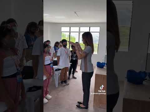 Grabe Yung Teacher Makikipag sabayan sa mga Estudyante .. grabe talaga to