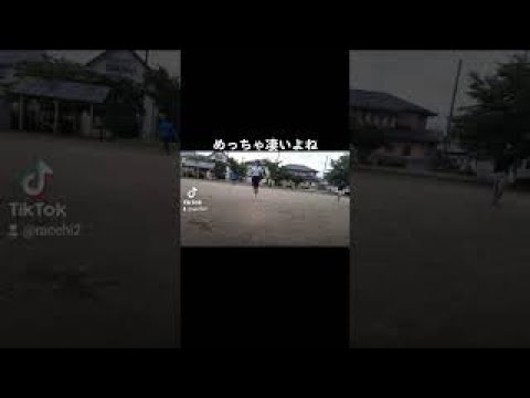 世界初？逆手持ちで4重跳び縄跳び