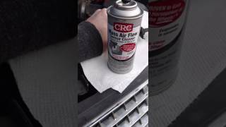 How to clean a Mass Air Flow Sensor - Lincoln and Ford Vehicles