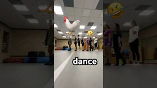 Download lagu Kami mencoba tarian ayam viral 🤣 🐔 #tarianviral #tarian #celanapendek #tariancelanapendek #lucu #tarianayam mp3