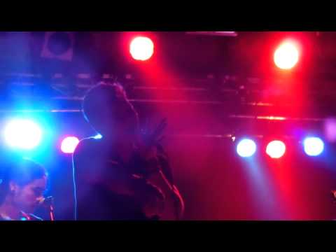 Tyler Ward - Beat it and Billie Jean (Michael Jackson) - Berlin