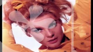 Ann Margret  » 🚬 « Slowly