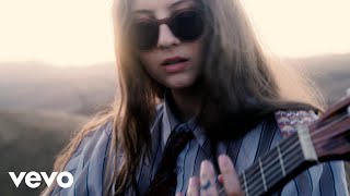 runo plum – Halfway Up The Lawn