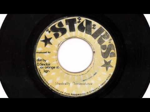 Junior Ross - So Jah Jah